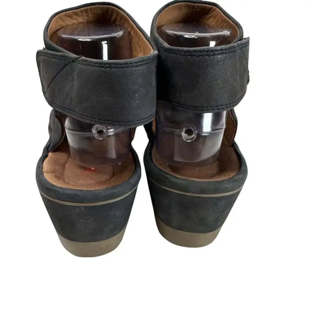 Clarks Unstructured Wynnmere Abie Grey Wedge Sandals Size 10 Cushioned Shoes